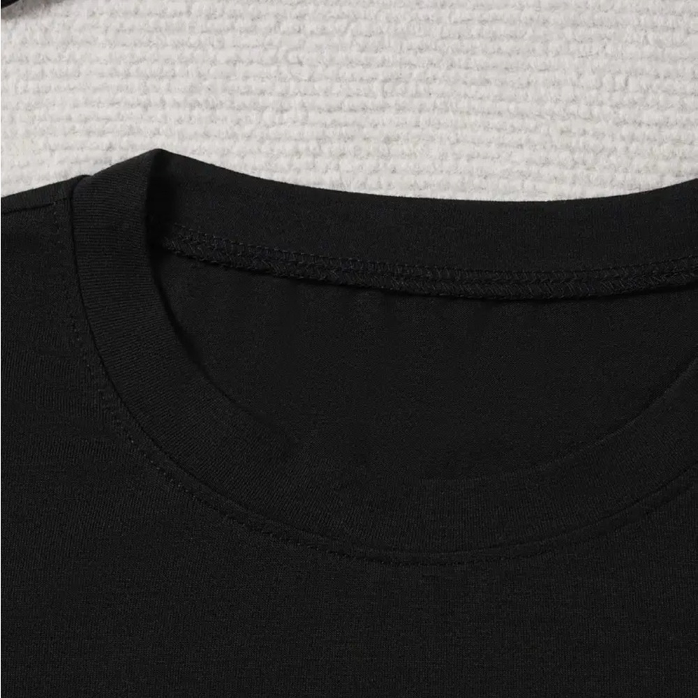 New Year’s 2026 Graphic Women's Top new - Picture 3 of 5